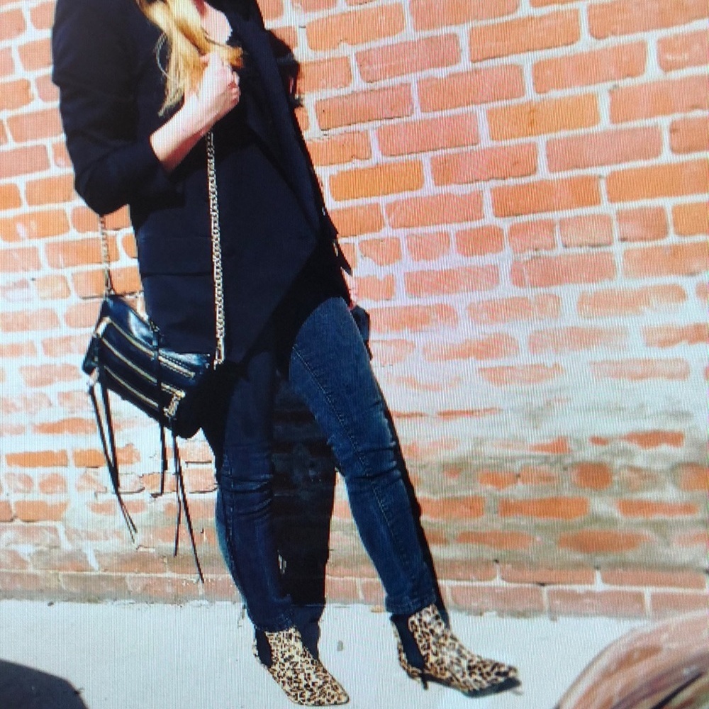 Authentic Rebecca Minkoff Leather Black crossbody - Picture 3 of 8